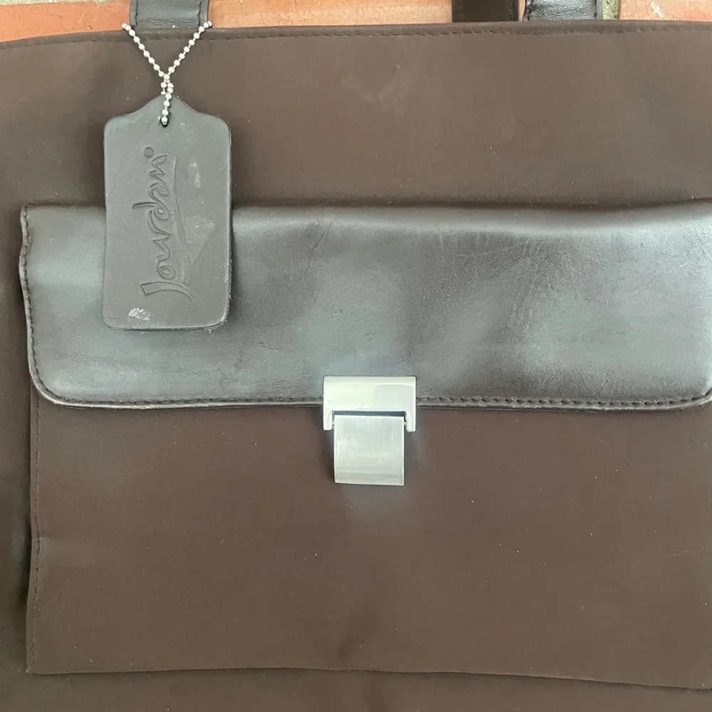 Jourdan vintage pradastyle Brown Leather Tote Bag 15” x12” zip button closure